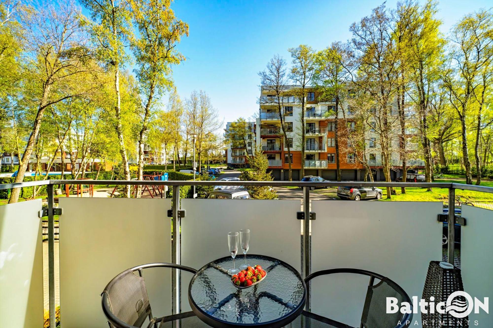 Apartamenty Balticon Polanki - Sauna, Fitness Inclusive - Basen Latem, Pool Im Sommer โควอบเซก ภายนอก รูปภาพ